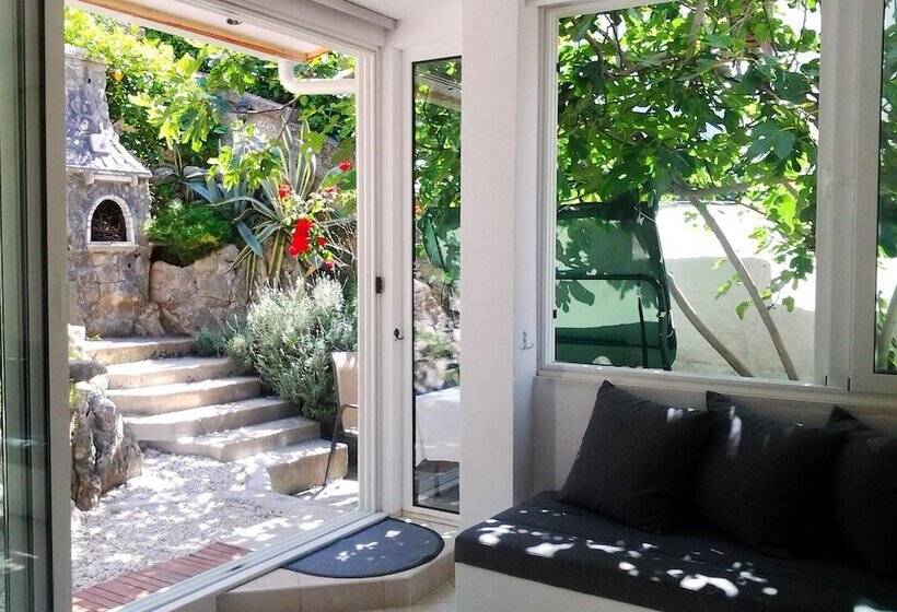 Отель Villa Angel