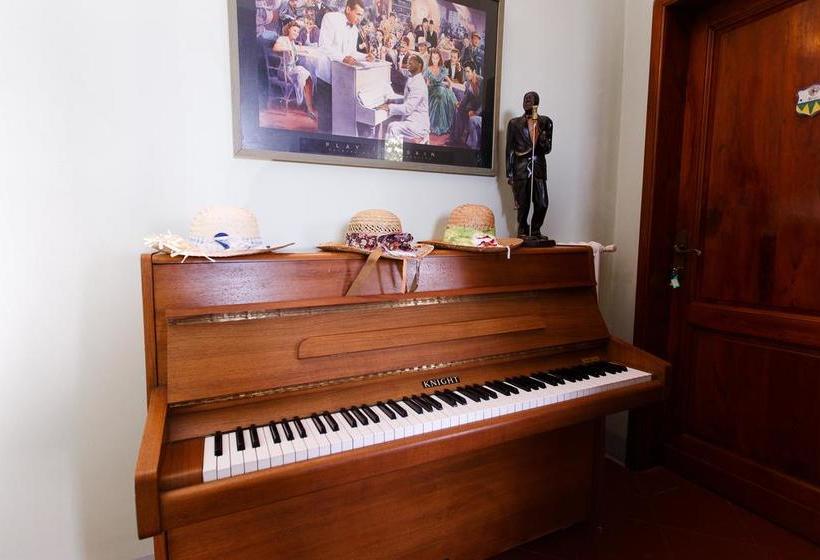 בית מלון כפרי Villa Del Pino B&b