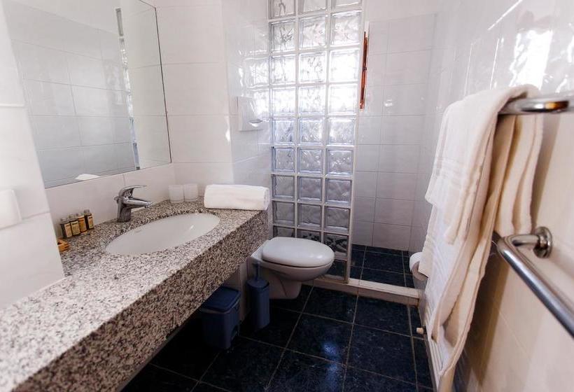 בית מלון כפרי Villa Del Pino B&b