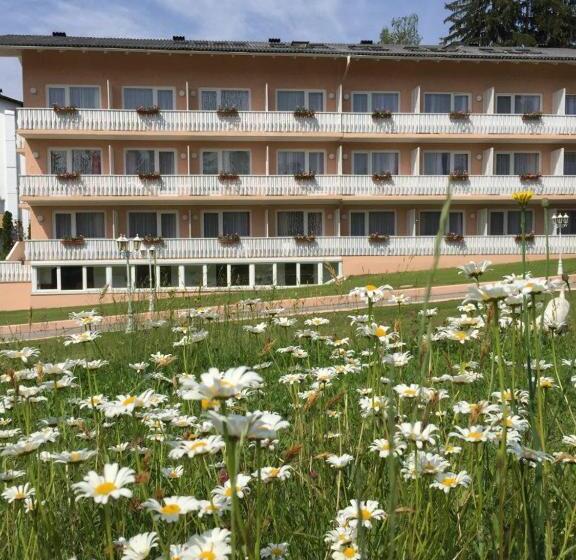 Promenaden Strandhotel Marolt Haupthaus