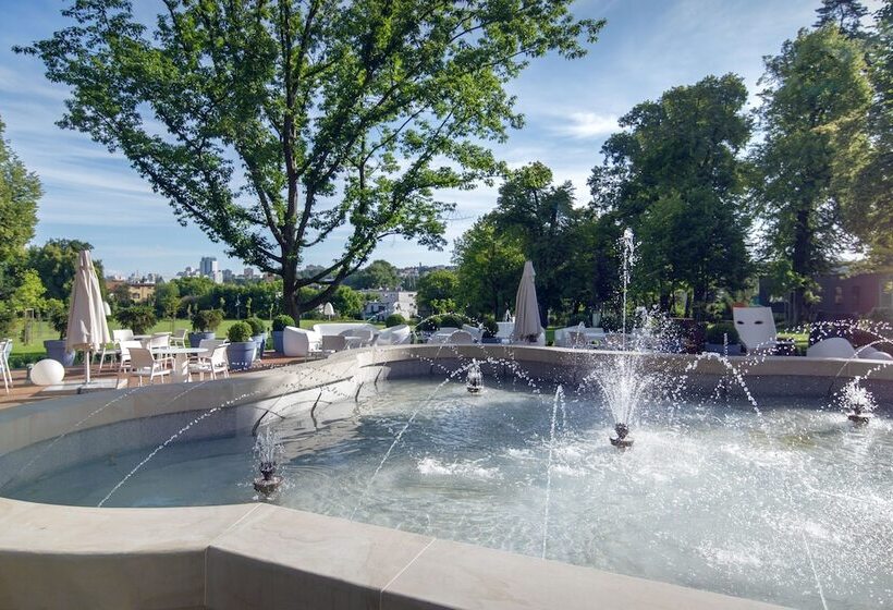 Relais & Châteaux Hotel Quadrille   Adults Only