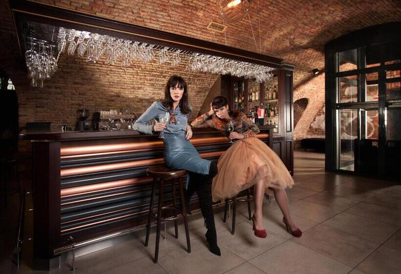 Relais & Châteaux Hotel Quadrille   Adults Only