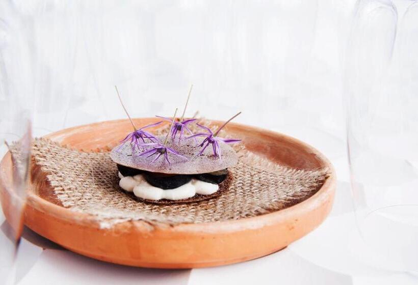 Relais & Châteaux Hotel Quadrille   Adults Only