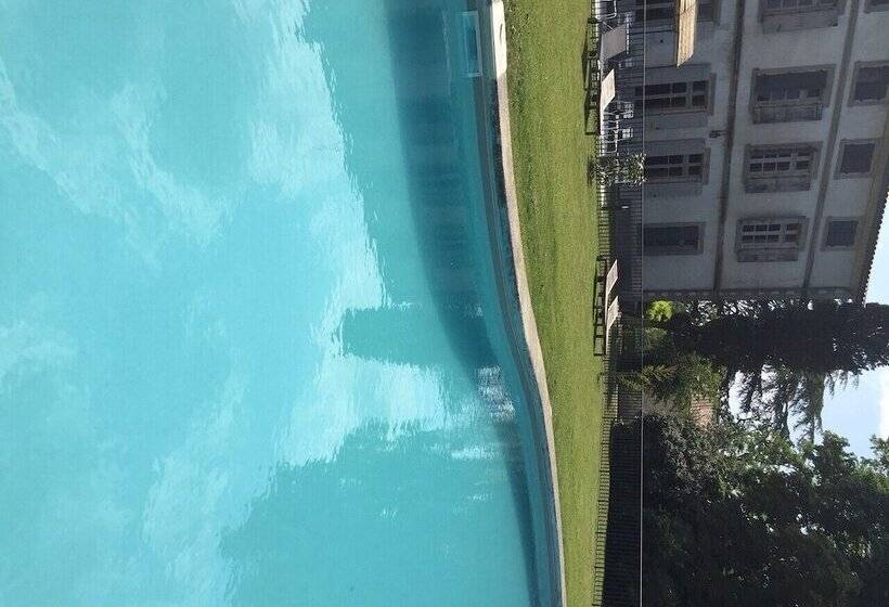 ベッドアンドブレックファースト Château De Gramazie Chambres D Hôtes