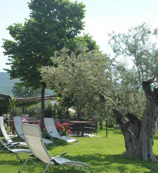 Отель Agriturismo Sol De Montalto