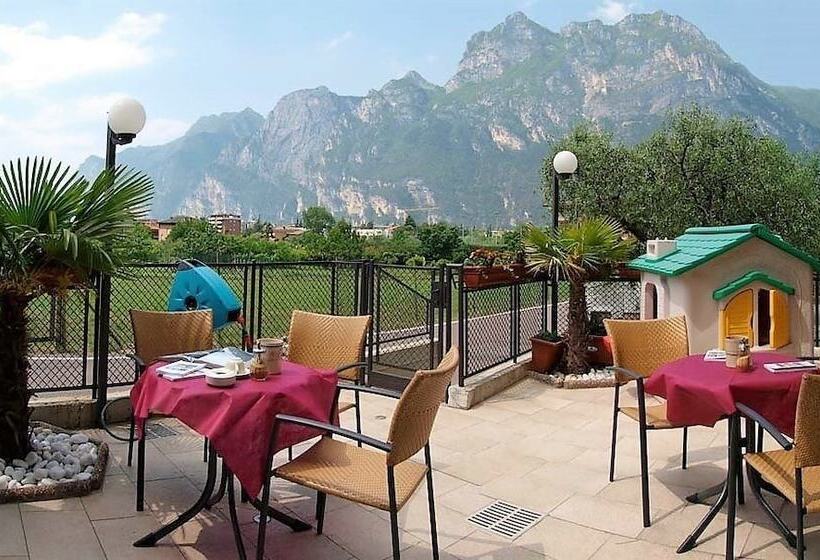 فندق Albergo Garni Orchidea