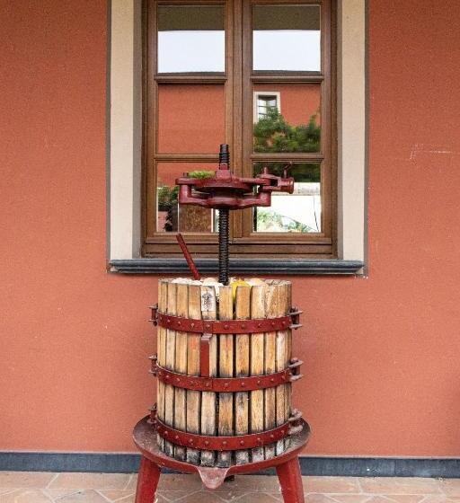 هتل Albergo La Luna