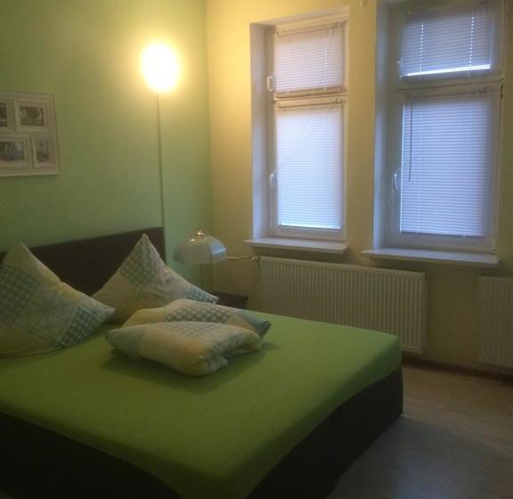 فندق Am Flugplatz