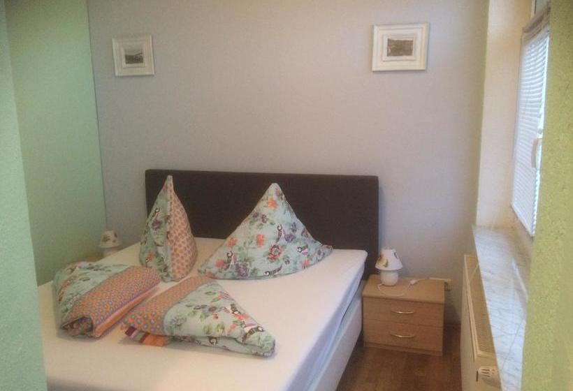 فندق Am Flugplatz