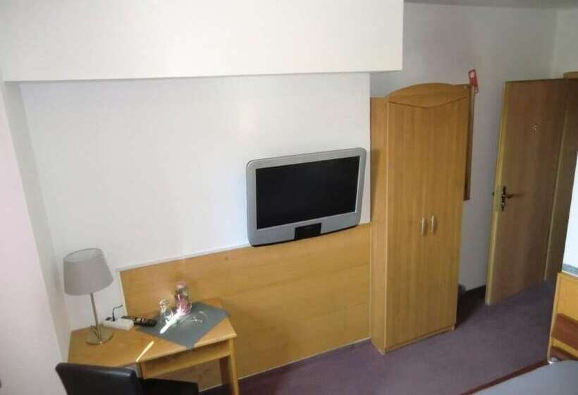 Отель Am Neumarkt