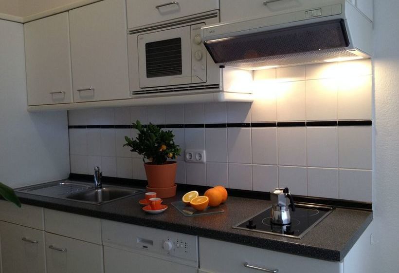 호텔 Apartmenthaus Haus Feuerbach