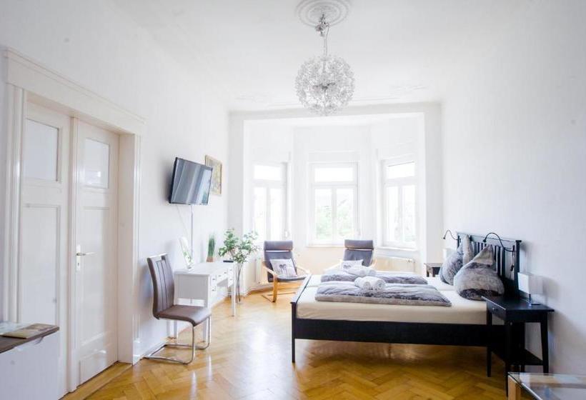 ホテル Auwald Appartment