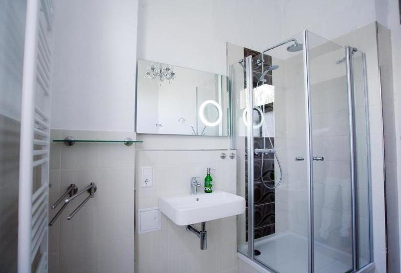 ホテル Auwald Appartment