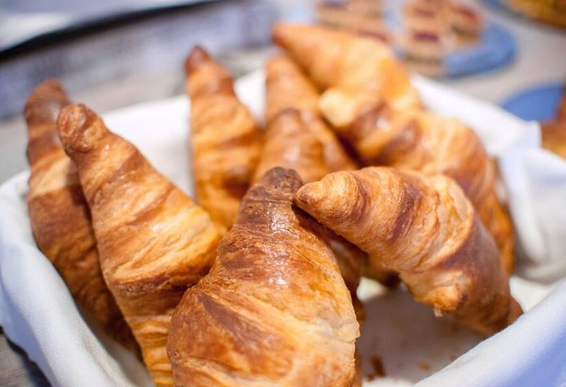 Отель Bacco Rooms And Breakfast