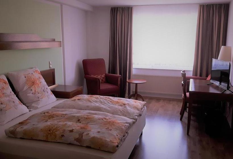 ホテル City  Bauer