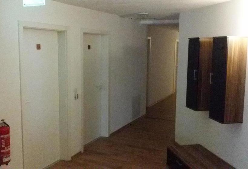 בית מלון כפרי City  Bauer