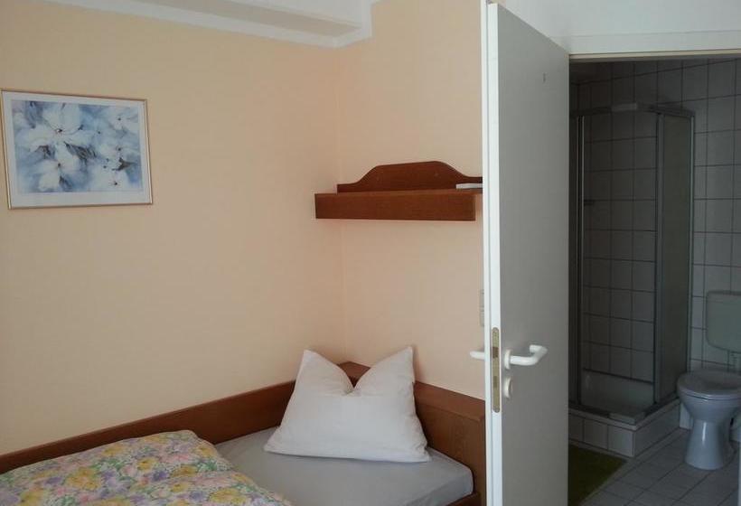 בית מלון כפרי City  Bauer