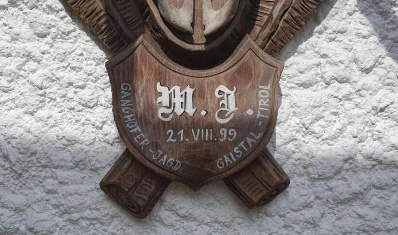 호텔 Bigger Hof   Wirtshaus Platzhirsch Am Jahnplatz