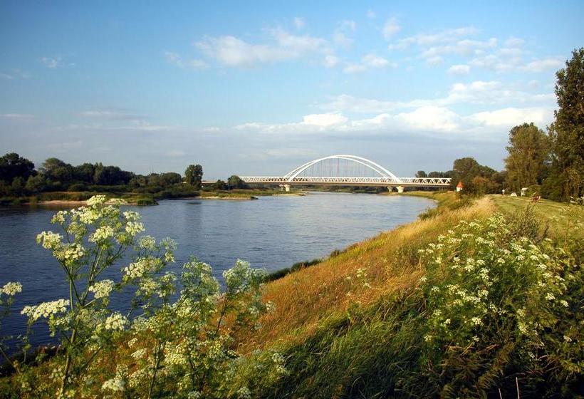 בית מלון כפרי Brückenkopf