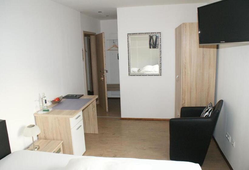 호텔 & Restaurant Brommler Mühle