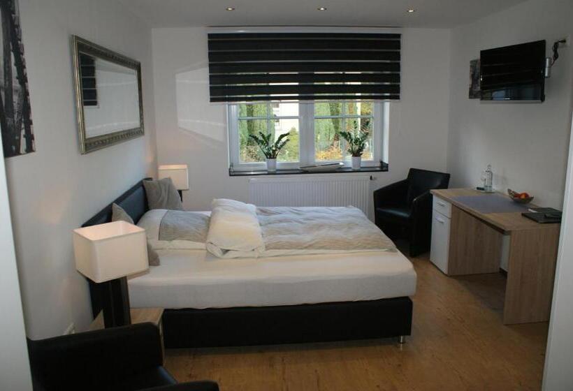 호텔 & Restaurant Brommler Mühle