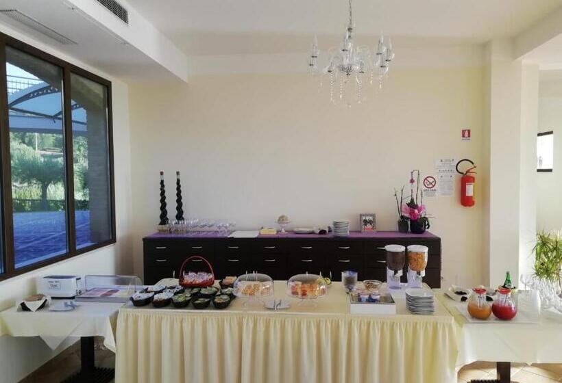 호텔 Caluna Charme