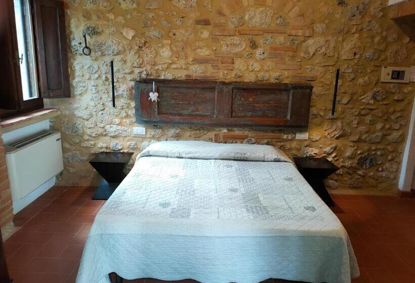 בית מלון כפרי Agriturismo Casanova Di Pescille