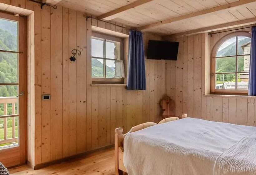 בית מלון כפרי Chalet Val Di Rabbi