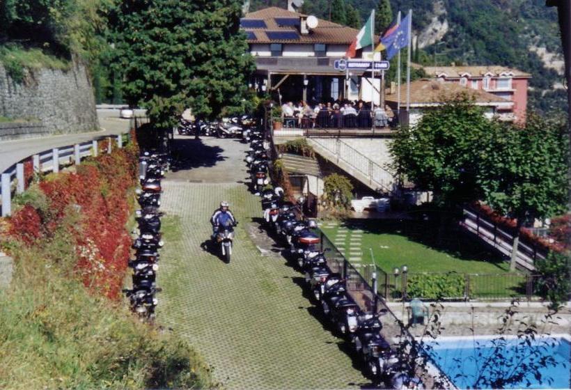 ホテル Albergo Deva