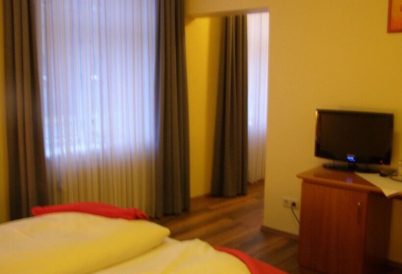 فندق Fährhaus Niederkleveez