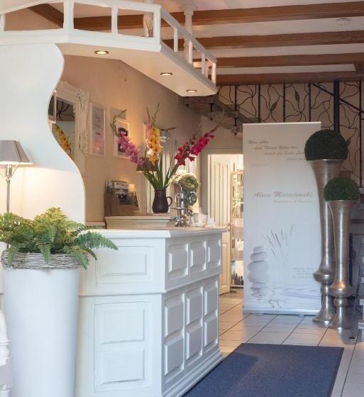 호텔 Garni Zum Grünen Baum