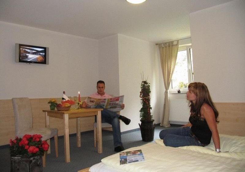 فندق & Gasthaus Sterngrund