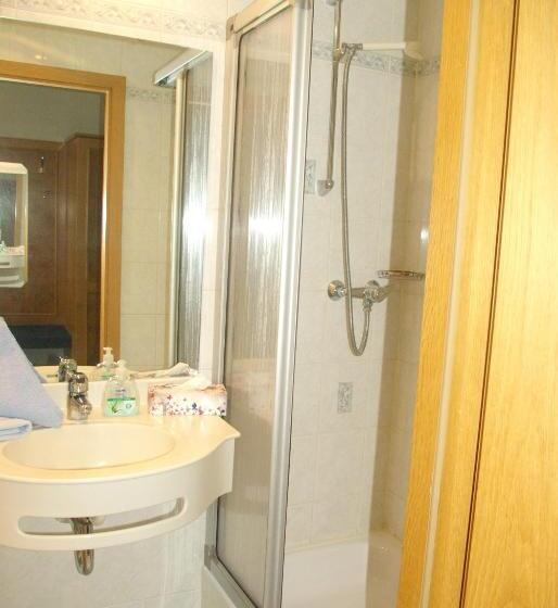 호텔 Güldene Gabel