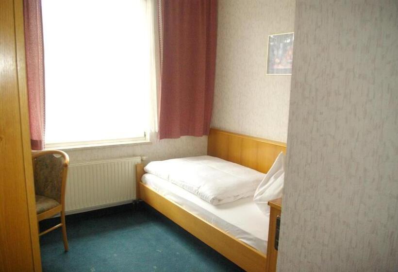 호텔 Güldene Gabel