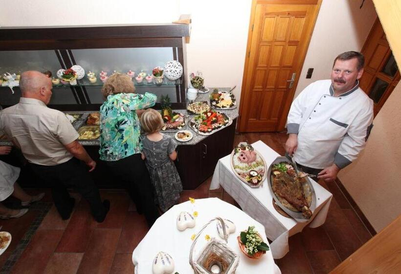 ホテル Goldene Krone