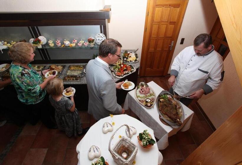 ホテル Goldene Krone