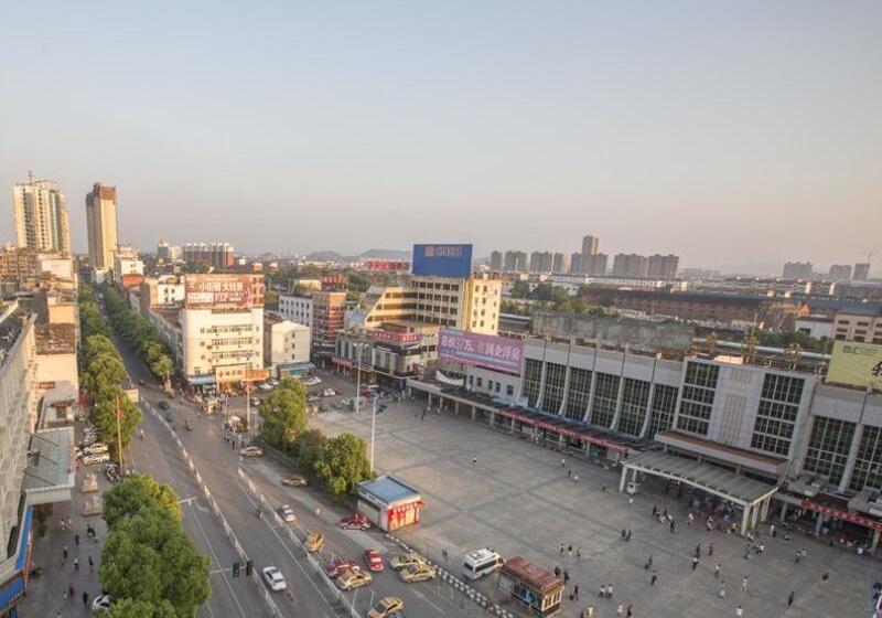 فندق Greentree Inn Jiangxi Yingtan Railway Station Square Business
