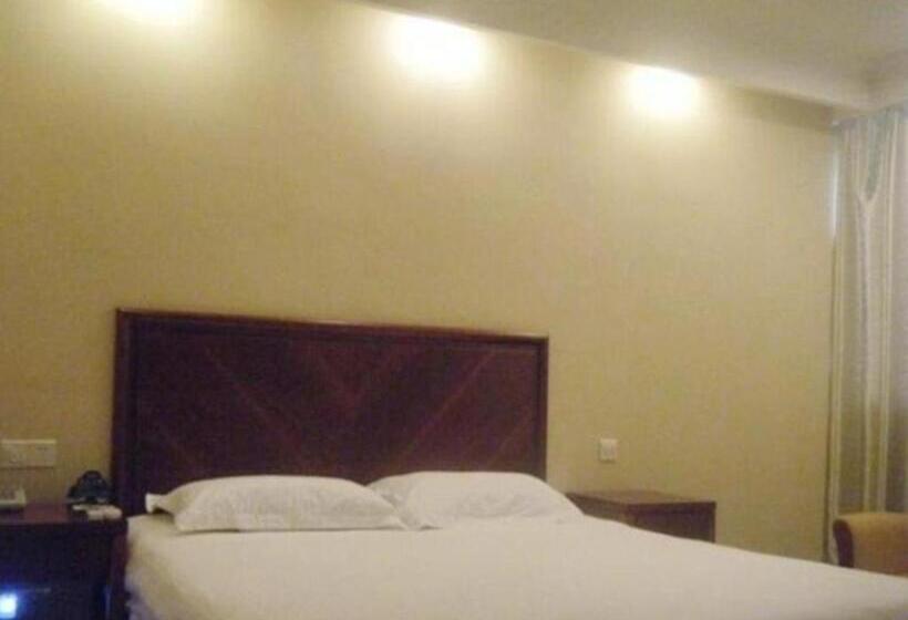 Hotel Greentree Inn Jiangxi Yingtan Railway Station Square Business