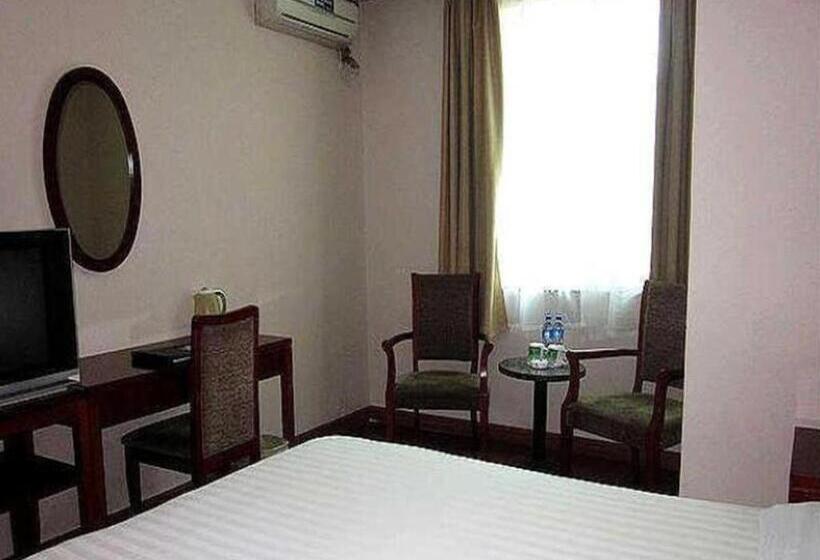 Hotel Greentree Inn Jiangxi Yingtan Railway Station Square Business