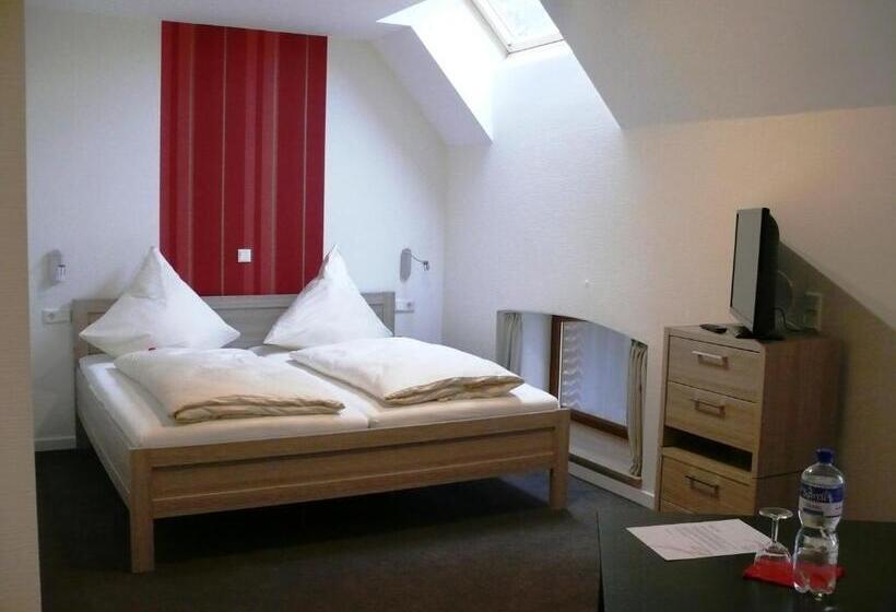 هتل Gästehaus Fraune