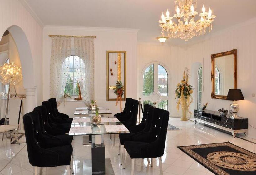 فندق Gästehaus Villa Casamia