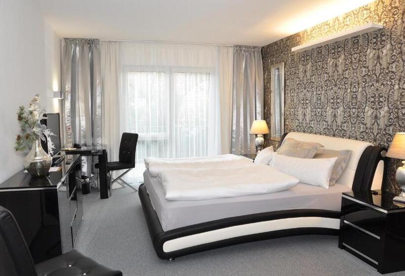 ホテル Gästehaus Villa Casamia