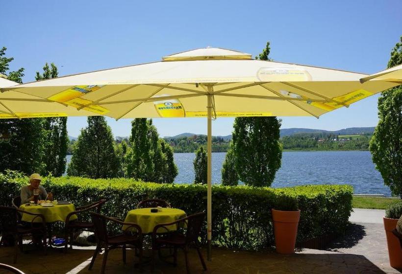 ホテル Haus Am See