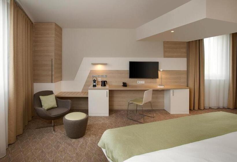 בית מלון כפרי Holiday Inn Frankfurt Airport, An Ihg