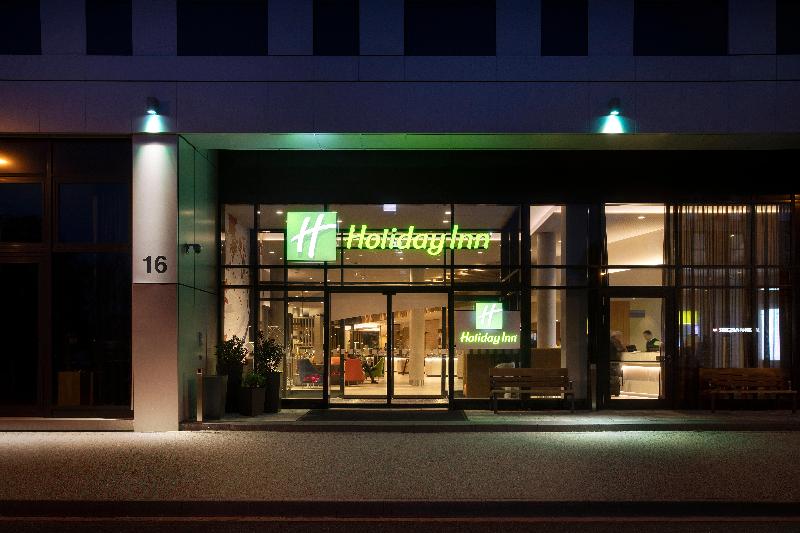 בית מלון כפרי Holiday Inn Frankfurt Airport, An Ihg
