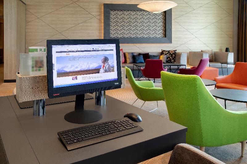 בית מלון כפרי Holiday Inn Frankfurt Airport, An Ihg