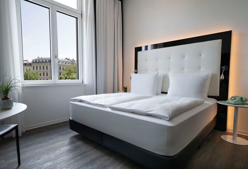 Отель Innside By Meliá Leipzig