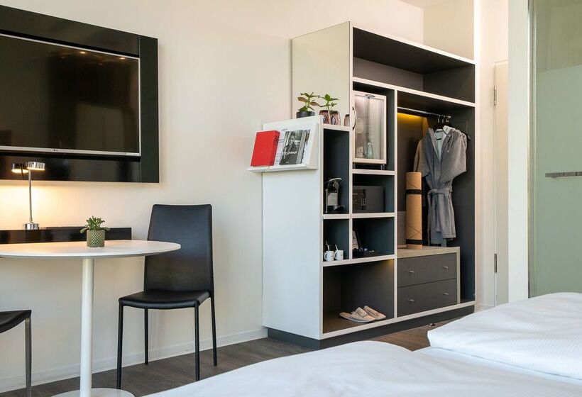 Отель Innside By Meliá Leipzig