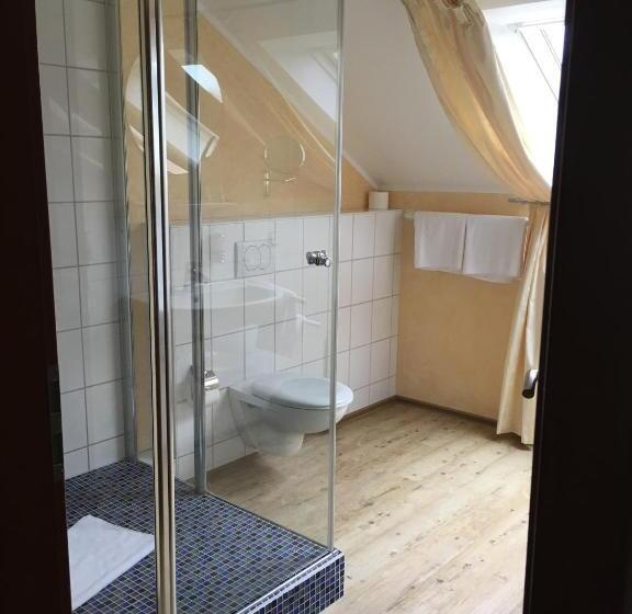 ホテル Landgut Jungfleisch