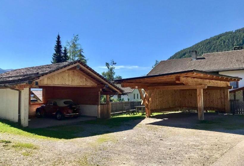 فندق Landhaus Schloss Anras